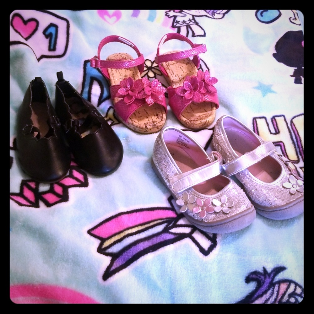 3 pair size 6 girls shoes